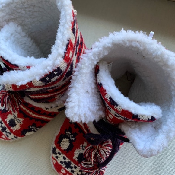 Slippers - Picture 4 of 6